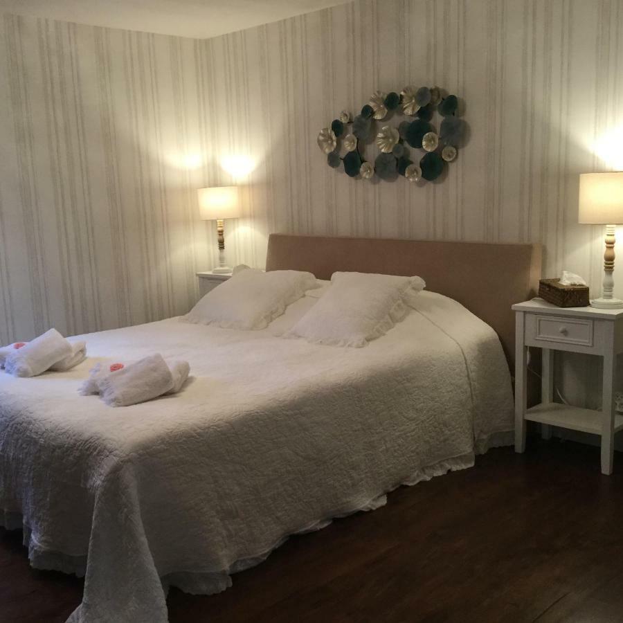 La Maison Bleue Juillac  ภายนอก รูปภาพ