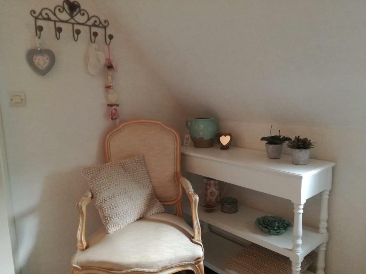 La Maison Bleue Juillac  ภายนอก รูปภาพ